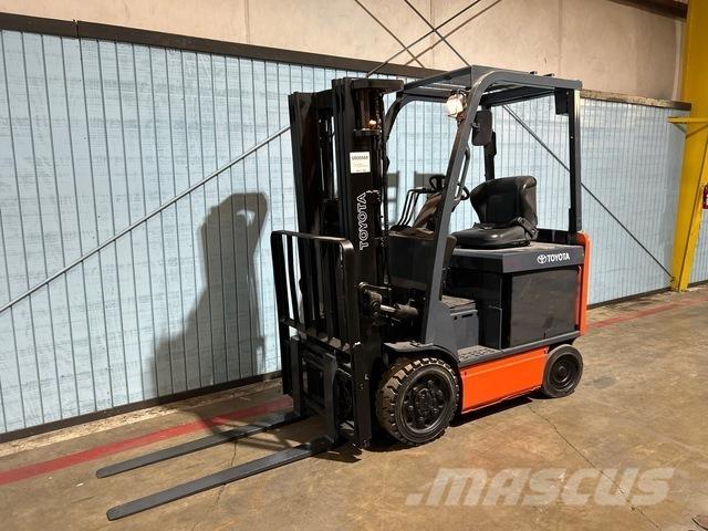 Toyota 8FBCU25 Electric forklift trucks