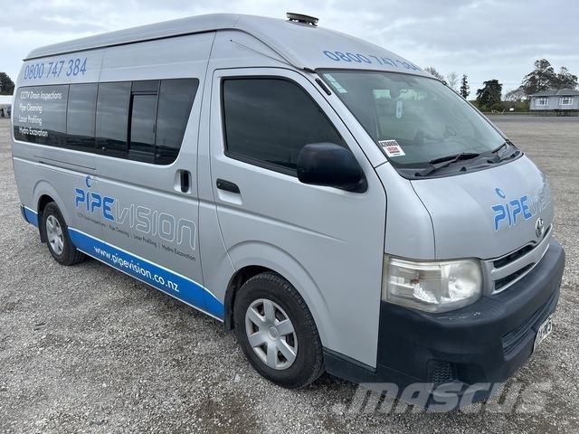 Toyota HiAce Panel vans