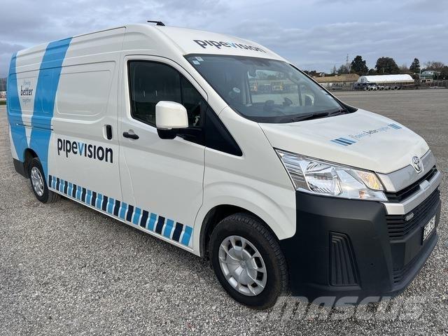 Toyota HiAce Panel vans