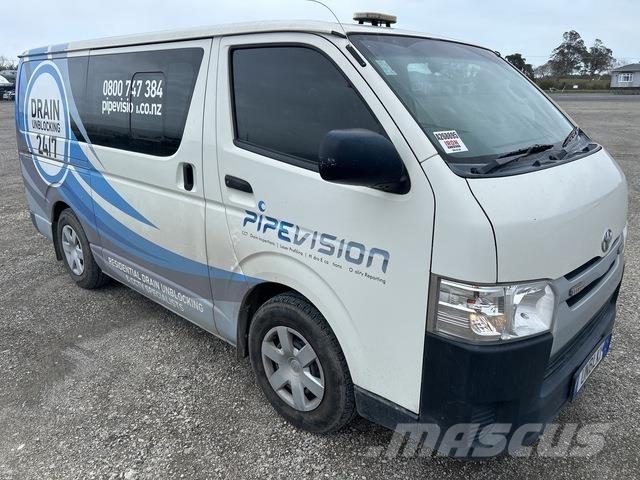 Toyota HiAce Panel vans