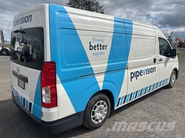 Toyota HiAce Panel vans
