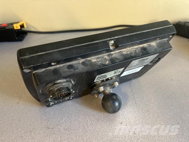 Trimble CB460 Other
