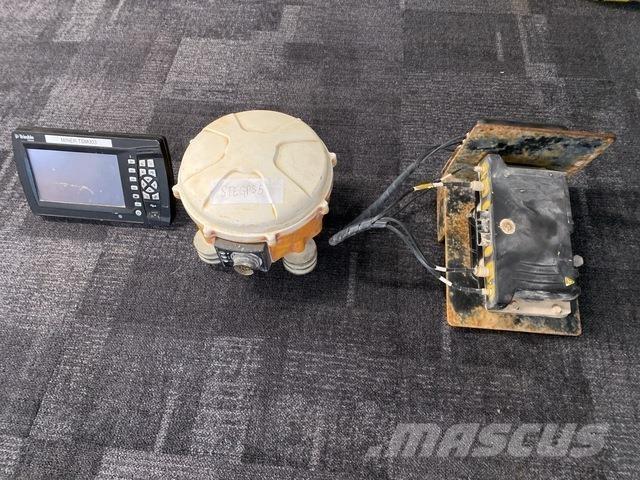 Trimble GCS900 Other components