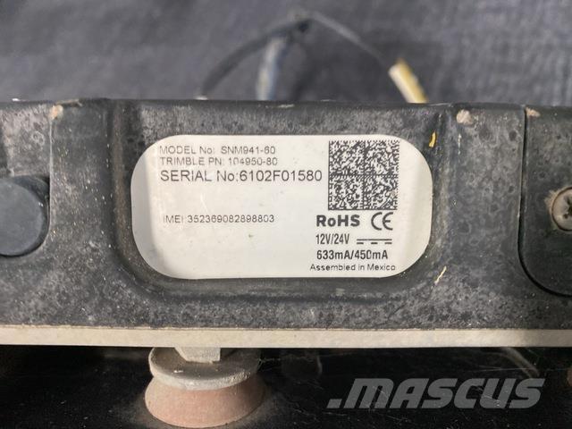 Trimble GCS900 Other components