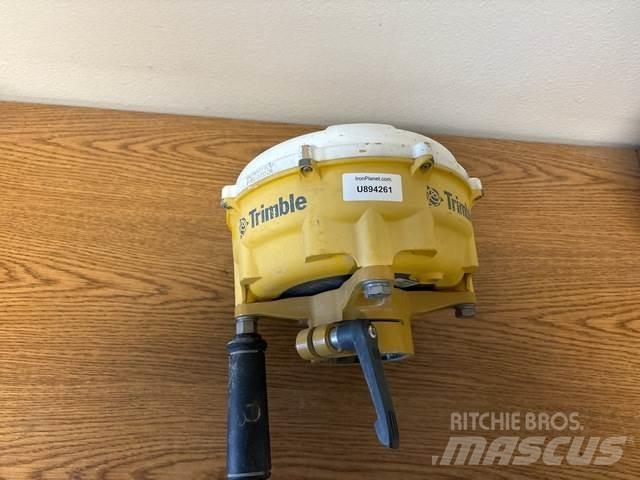 Trimble MS990 Other