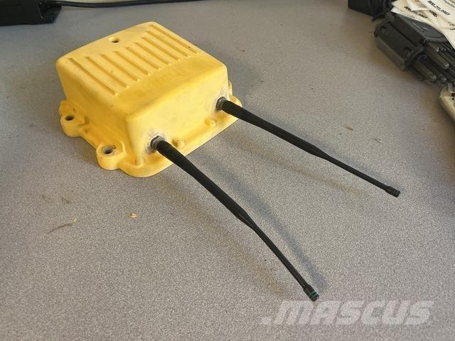 Trimble SNR910 Other