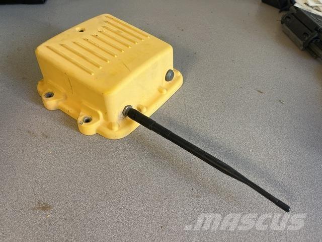 Trimble SNR910 Other