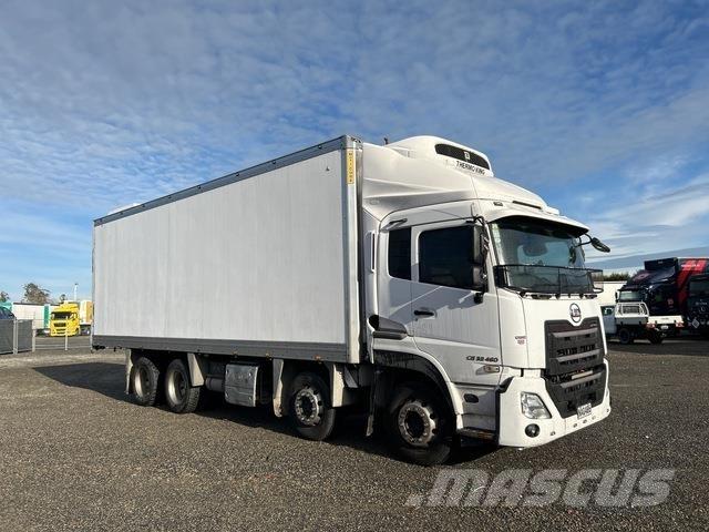 UD CG 32 460 Temperature controlled trucks
