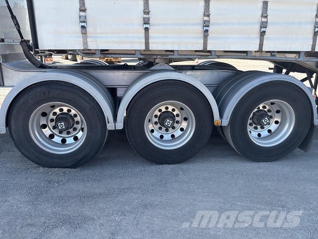 Vawdrey  Tautliner/curtainside trailers