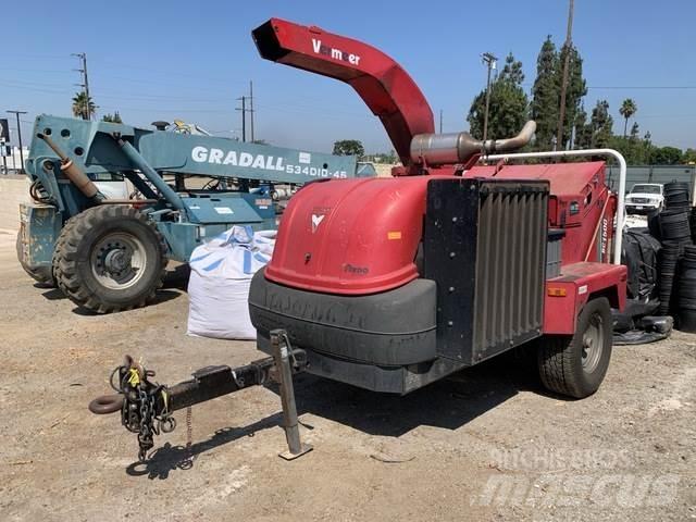 Vermeer BC1500 Wood chippers