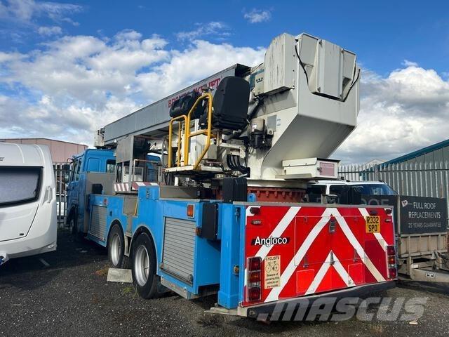 Volvo  Crane trucks