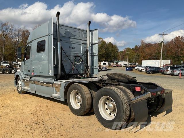 Volvo D13 Truck Tractor Units