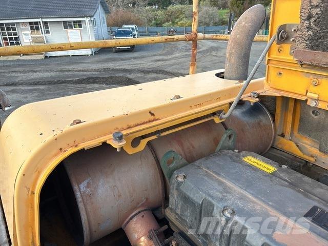 Volvo EC330CL Crawler excavators