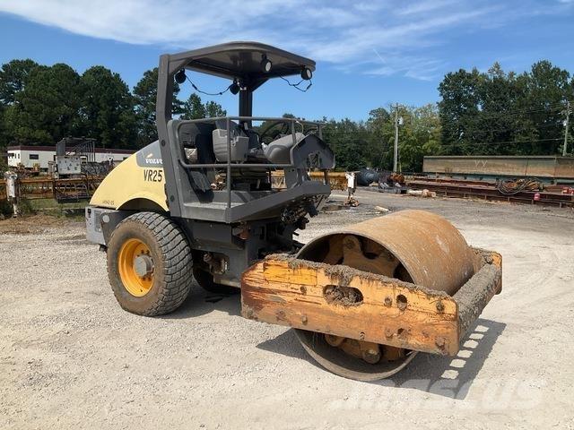 Volvo SD70D Single drum rollers