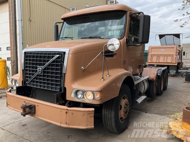 Volvo VHD Truck Tractor Units