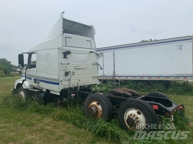 Volvo VN Truck Tractor Units