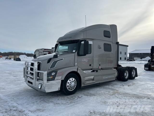 Volvo VNL Truck Tractor Units
