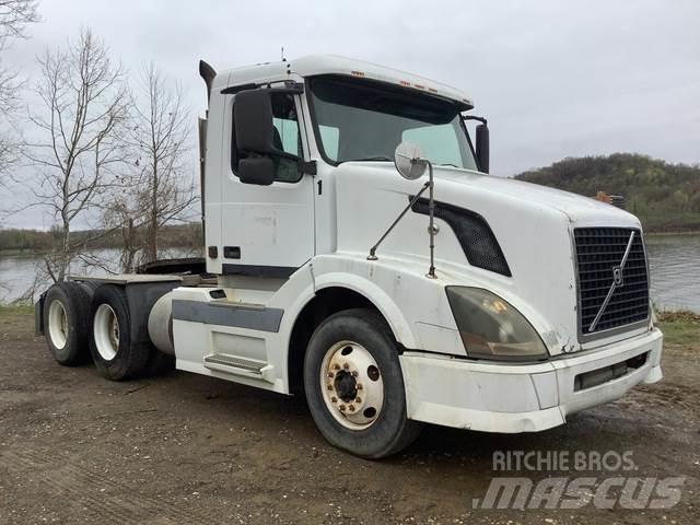 Volvo VNL Truck Tractor Units