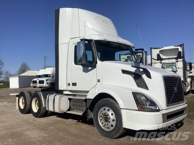 Volvo VNL Truck Tractor Units