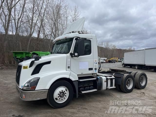 Volvo VNL Truck Tractor Units