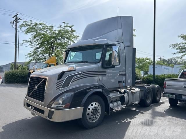 Volvo VNL Truck Tractor Units