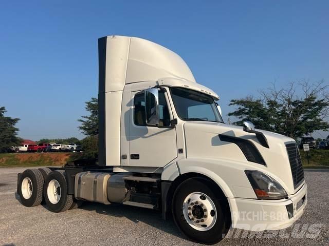 Volvo VNL Truck Tractor Units