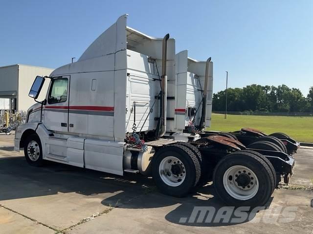 Volvo VNL Truck Tractor Units