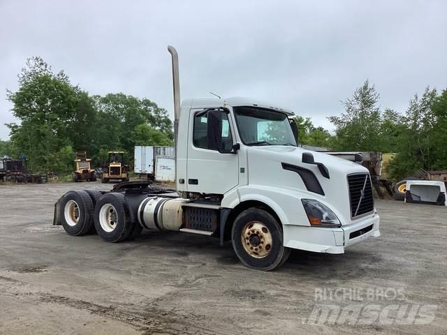 Volvo VNL Truck Tractor Units