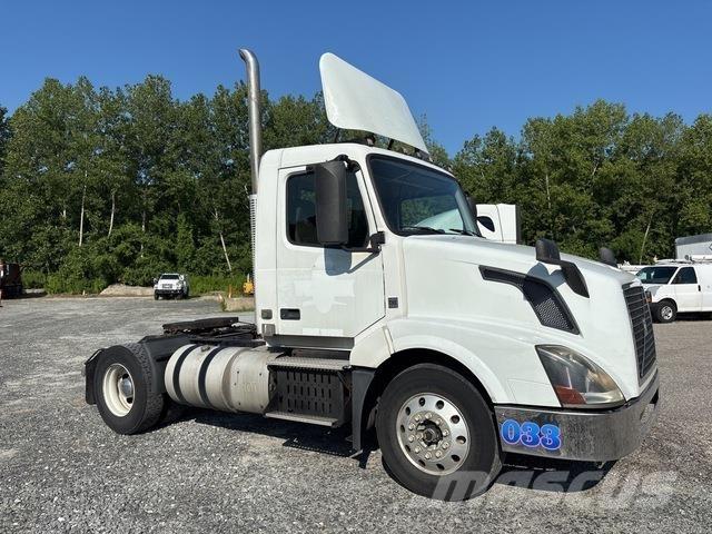 Volvo VNL Truck Tractor Units
