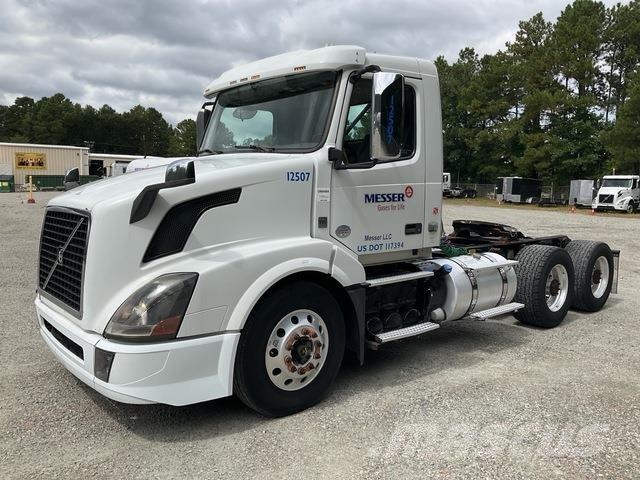 Volvo VNL Truck Tractor Units