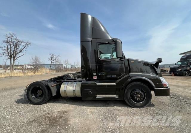 Volvo VNL Truck Tractor Units