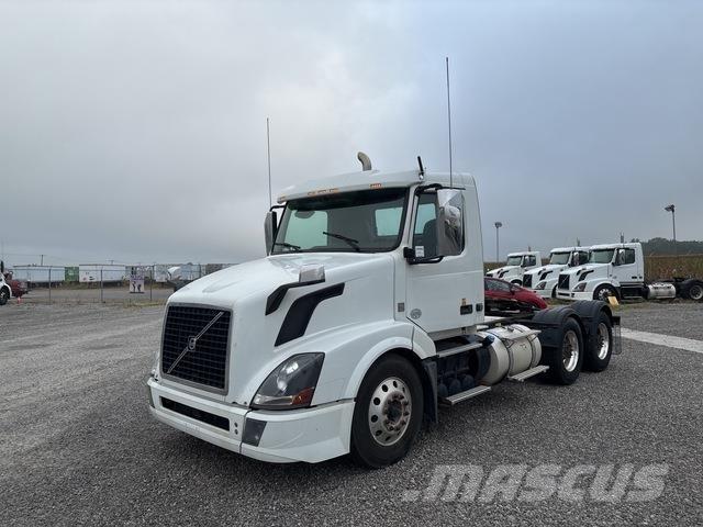 Volvo VNL Truck Tractor Units