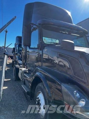 Volvo VNL Truck Tractor Units