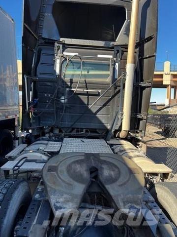 Volvo VNL Truck Tractor Units