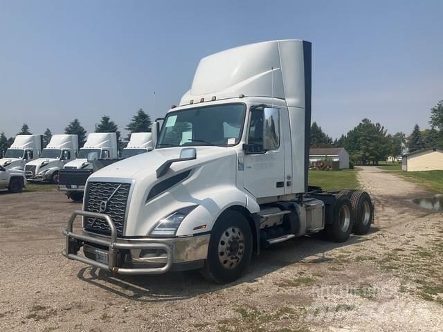Volvo VNL 300 Truck Tractor Units