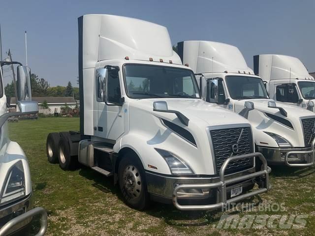Volvo VNL 300 Truck Tractor Units