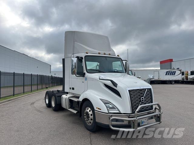 Volvo VNL 300 Truck Tractor Units