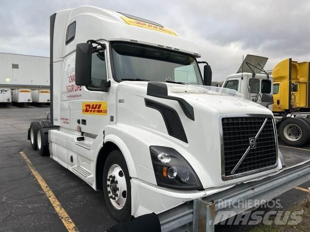 Volvo VNL670 Truck Tractor Units