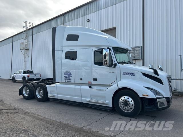 Volvo VNL760 Truck Tractor Units