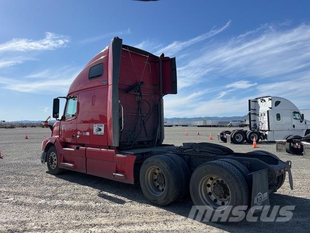 Volvo VNL780 Truck Tractor Units