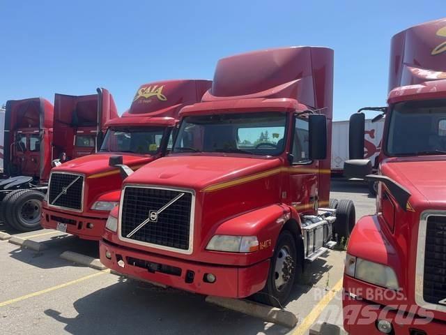 Volvo VNM42T Truck Tractor Units