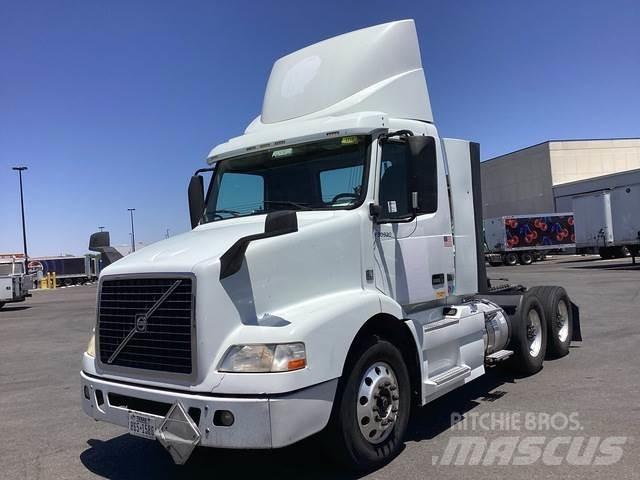 Volvo VNM64T Truck Tractor Units