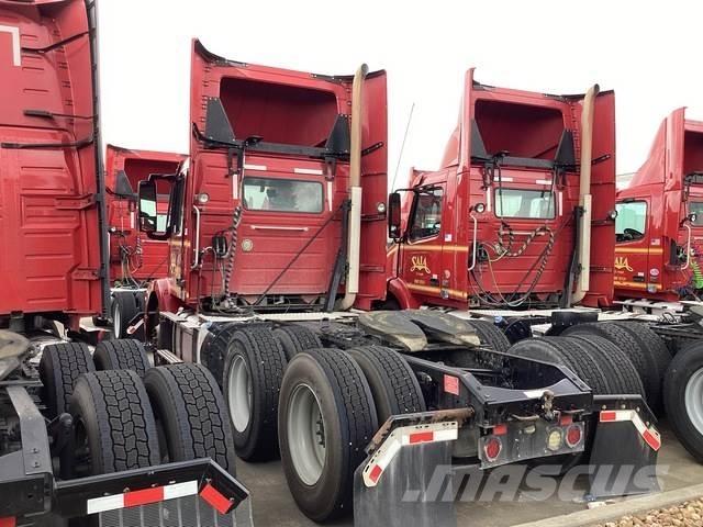 Volvo VNM64T Truck Tractor Units