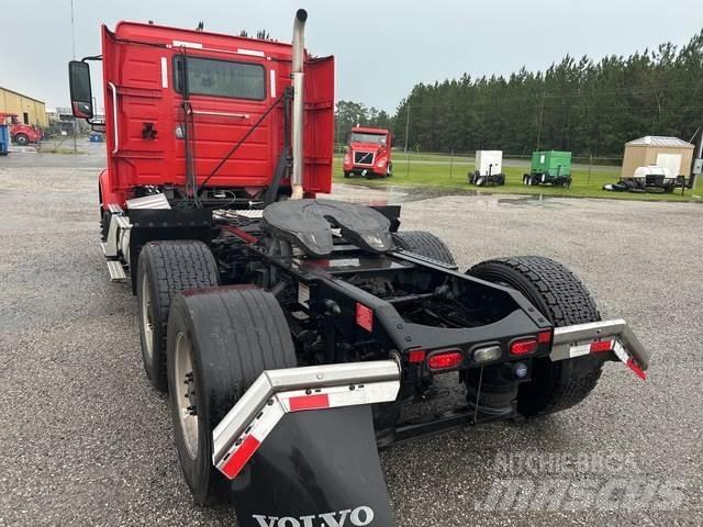 Volvo VNR Truck Tractor Units
