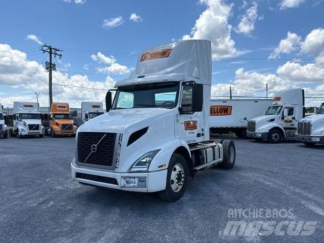 Volvo VNR300 Truck Tractor Units