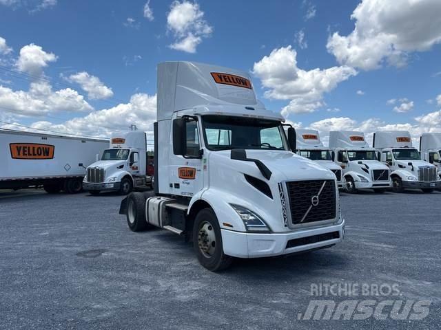 Volvo VNR300 Truck Tractor Units