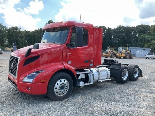 Volvo VNR300 Truck Tractor Units