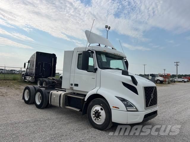 Volvo VNR64300 Truck Tractor Units