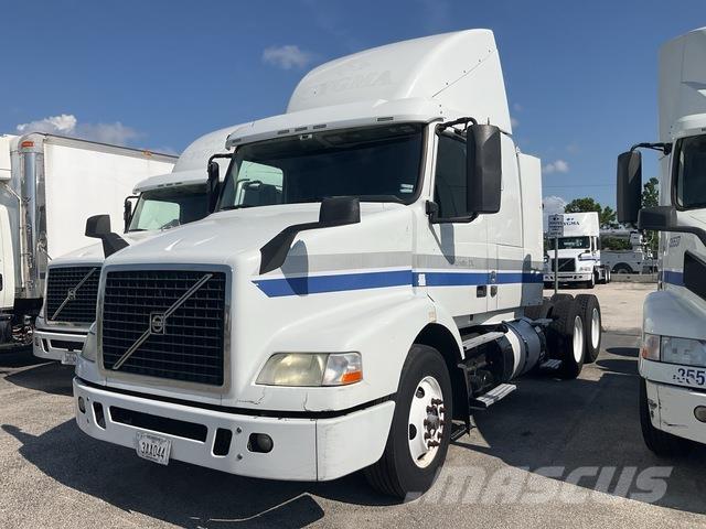 Volvo VNR64T Truck Tractor Units