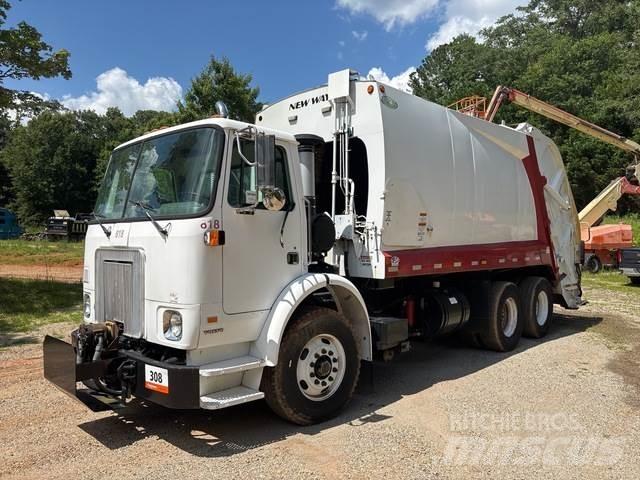 Volvo WX64 Waste trucks